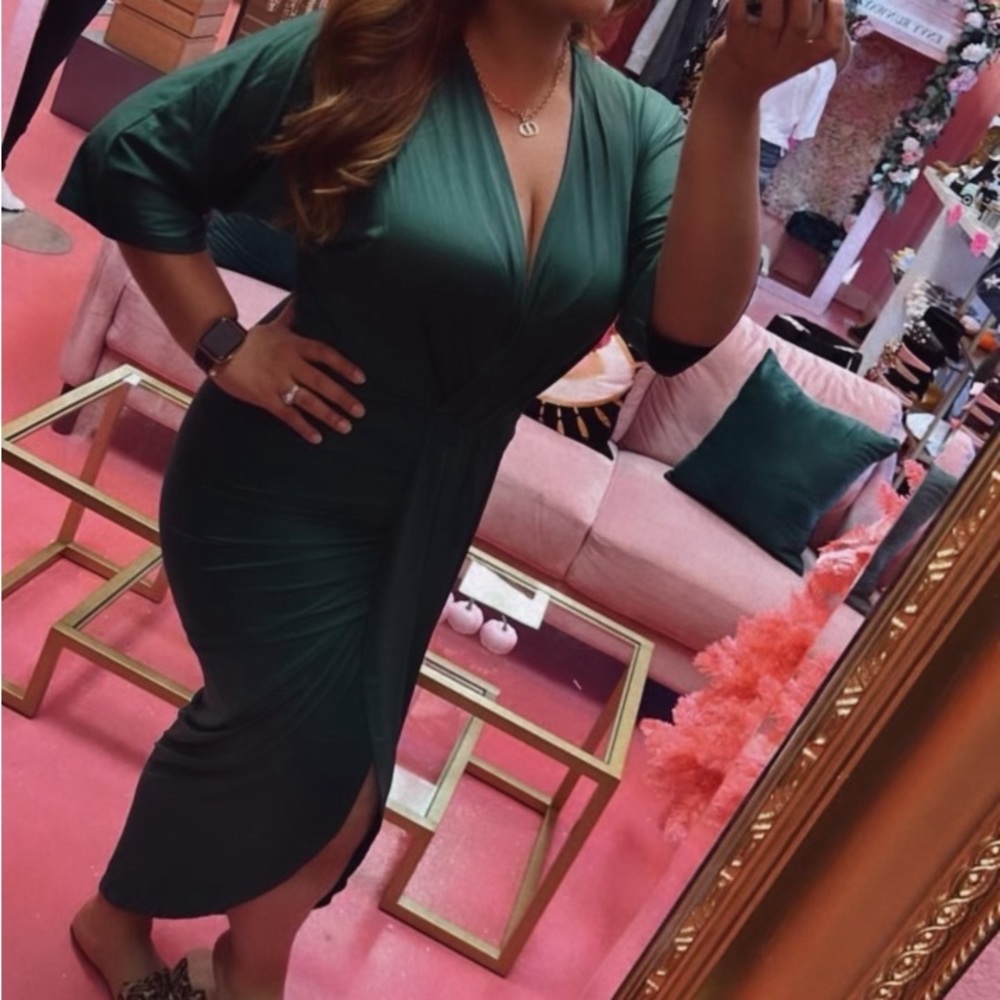 Body on blue dress model wearing large super stretchy can fit up to xl